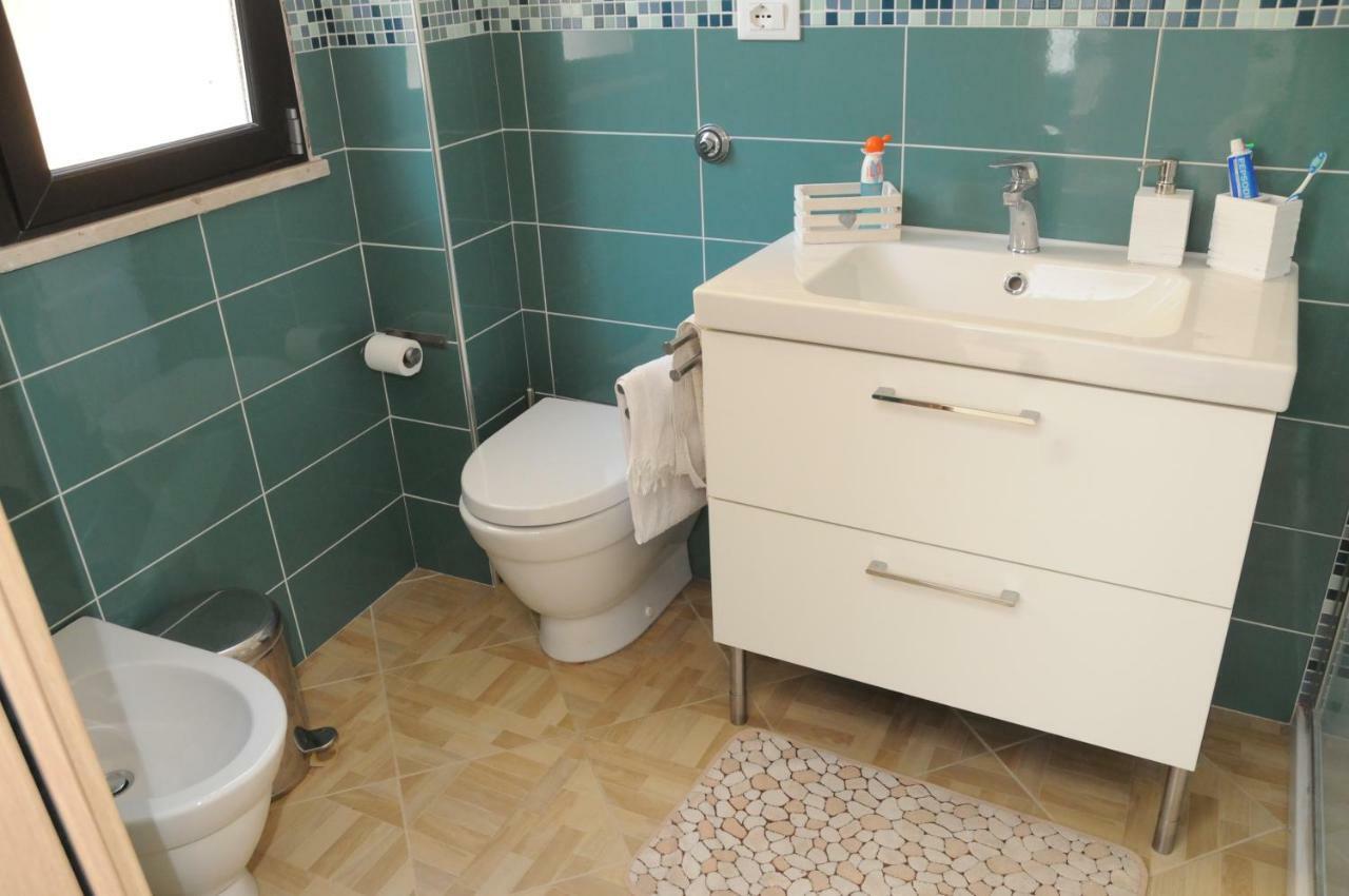 Casaleo Hotel Кампофеличе ди Рокела Екстериор снимка
