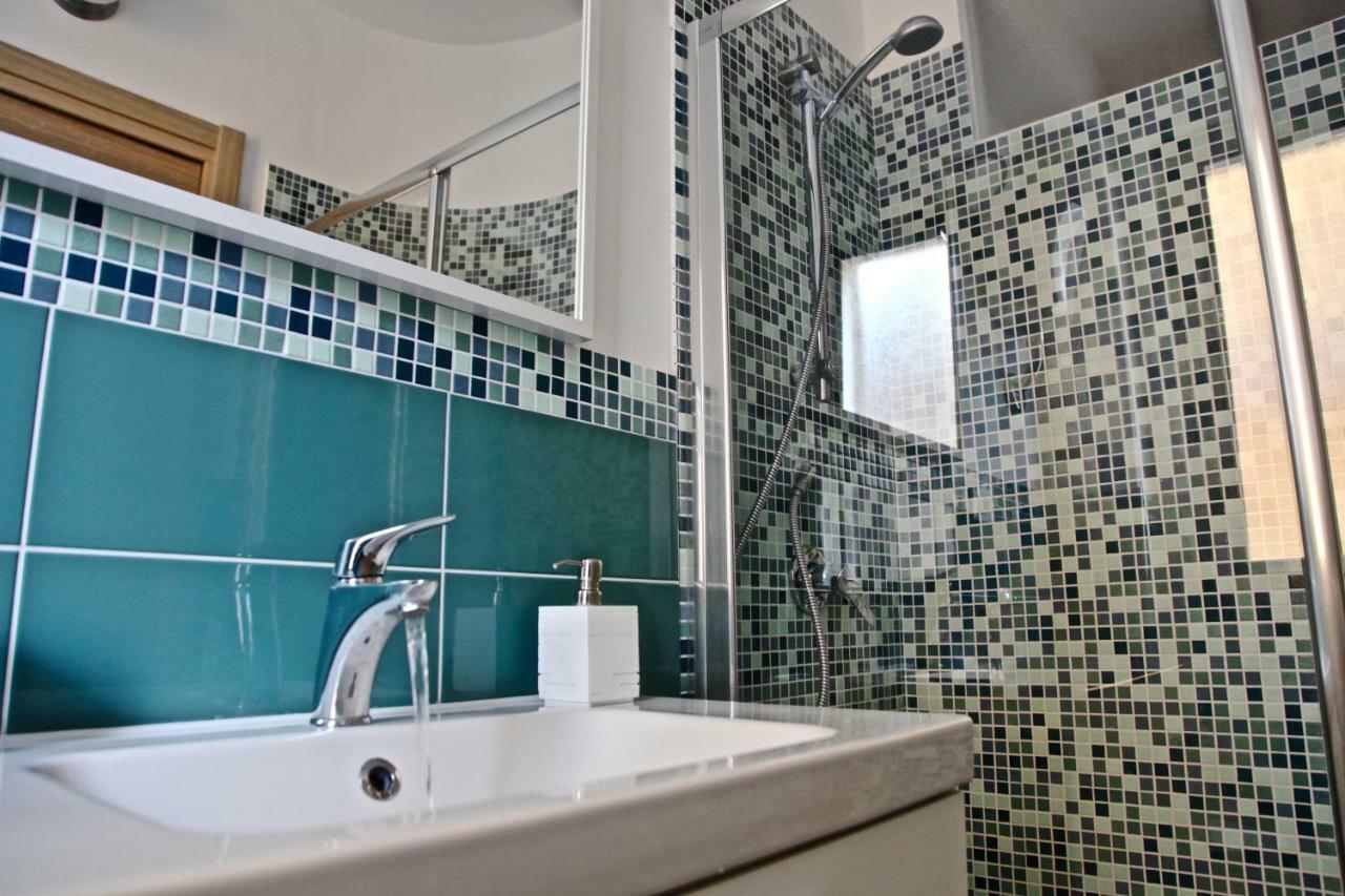 Casaleo Hotel Кампофеличе ди Рокела Екстериор снимка